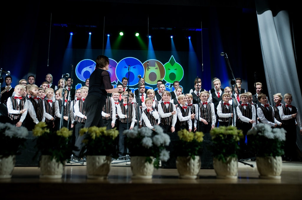 Lauluragin_2016