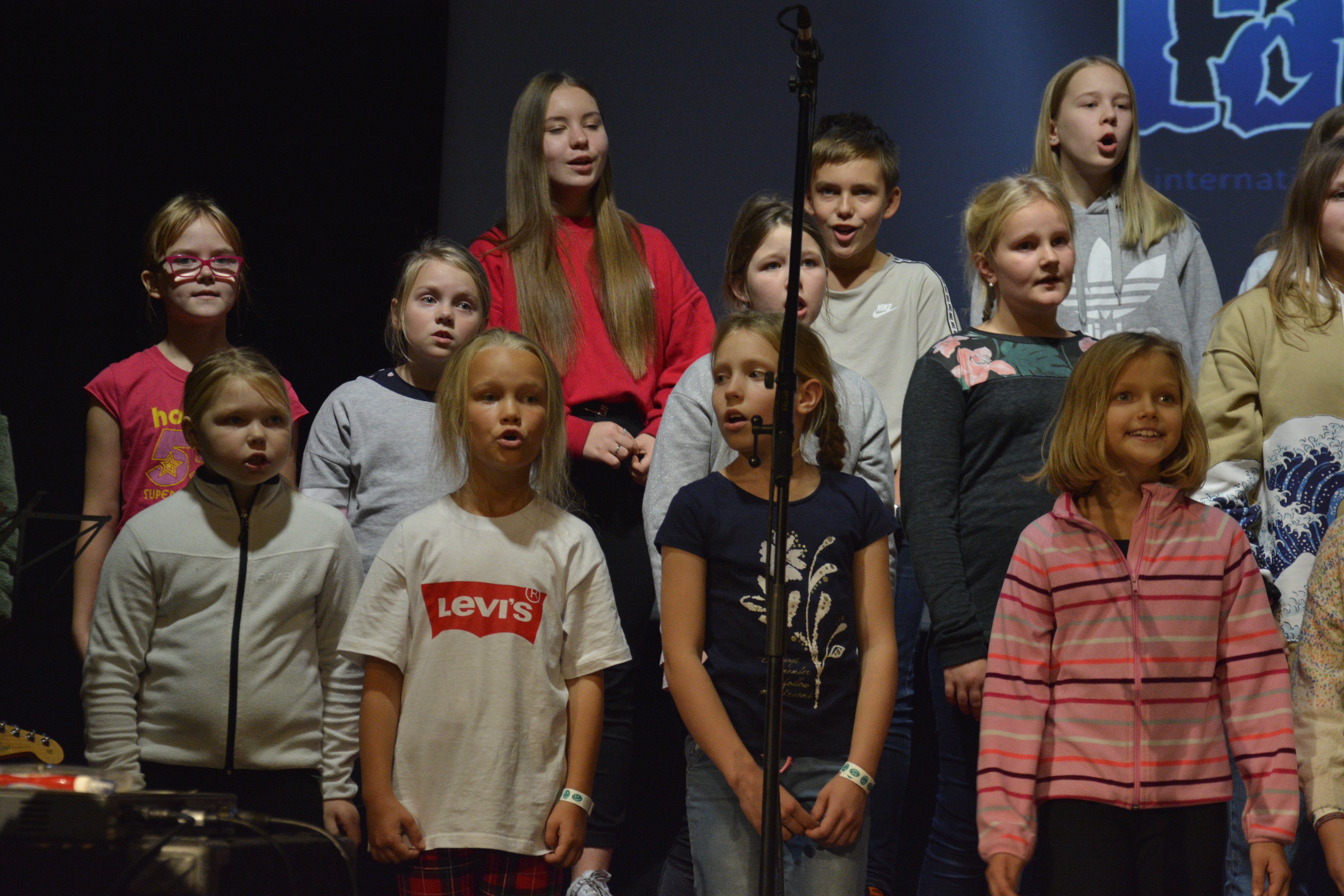 Lauluragin 1. päev